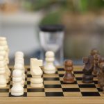 Set de vino con juego de ajedrez "CHESSY" - Imagen 13