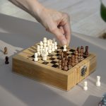 Set de vino con juego de ajedrez "CHESSY" - Imagen 12